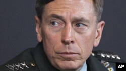 Petraeus se declaró culpable de negligencia en el manejo de información clasificada el martes.