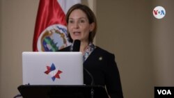 Dyalá Jiménez, ministra de Comercio Exterior de Costa Rica, durante una comparecencia pública.