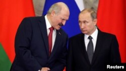 Владимир Путин и Александр Лукашенко (архивное фото)