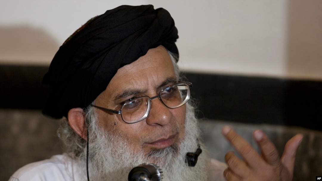 مولانا عبدالعزیز، فائل فوٹو