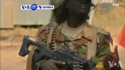 VOA60 Afirka: A Sudan Ta Kudu Salva Kiir Da Shugaban 'Yan Tawaye Reik Machar Sun Sa Hannu Akan Wata Yarjejeniyar Tsagaita Wuta