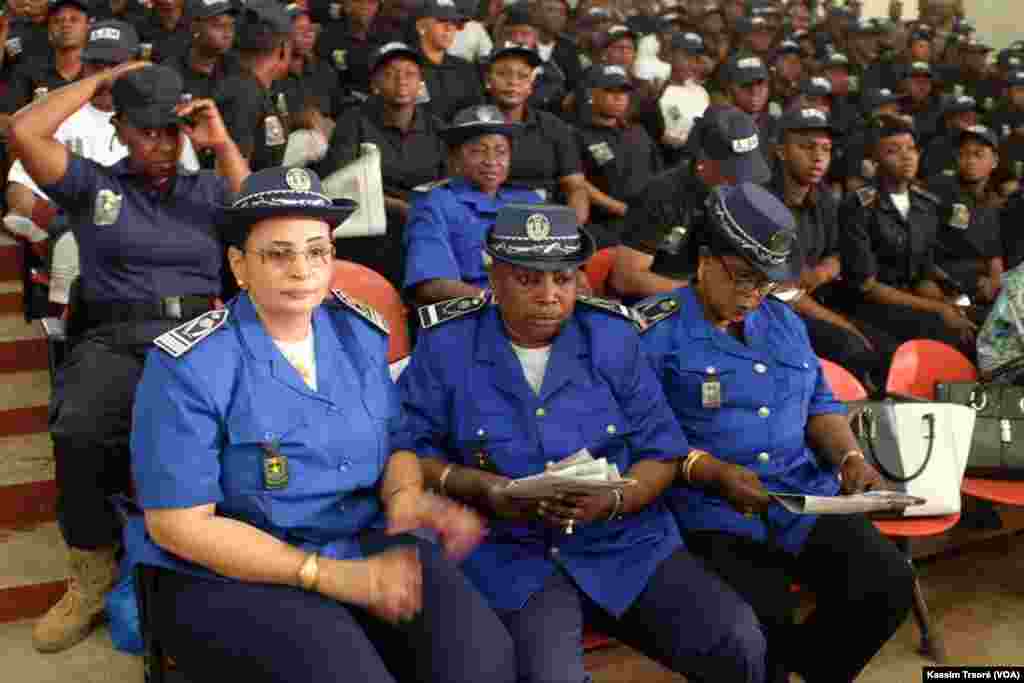 Des policières maliennes lors de la célébration du 8 mars à Bamako, Mali.