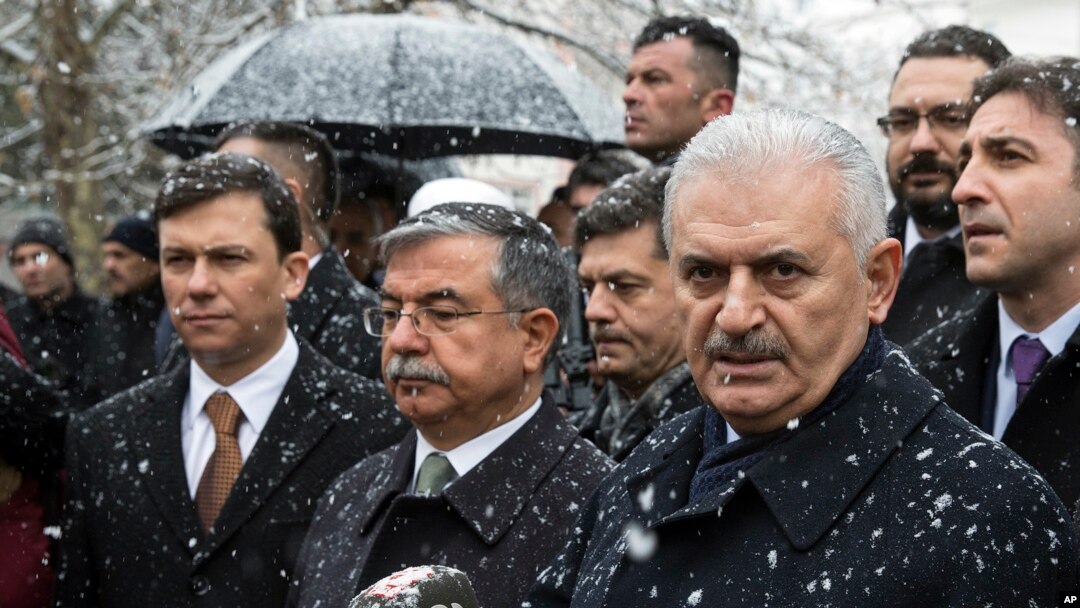 PM Turki, Binali Yildirim memberikan keterangan kepada media di Ankara,Turki, 30 Desember 2016 (Foto: dok).