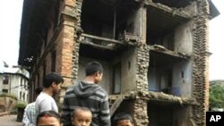 ভূমিধ্বসের কারণে ভারতের ভূমিকম্প উপদ্রুত এলাকায় উদ্ধার কাজ ব্যাহত