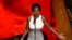 Viola Davis menerima penghargaan sebagai aktris utama terbaik dalam serial drama untuk “How to Get Away With Murder” pada Emmy Awards ke-67 (20/9). 