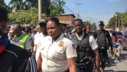Female police officers also participated in the Port au Prince protest, Nov 17, 2019. (Photo: M. Vilme/VOA)