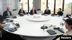 2026년 6월 16일, 프랑스 에비앙에서 열리고 있는 G7 정상회의 중 도널드 트럼프 미국 대통령이 발언하고 있다.