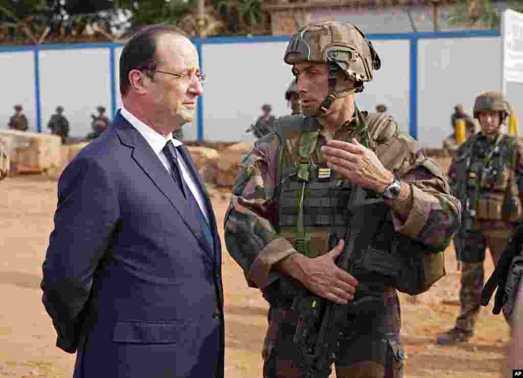 Le 5 décembre 2013, après le vote de l&#39;ONU, la France lance l&#39;opération militaire Sangaris en Centrafrique.