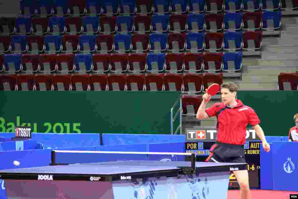 stolüstü tennis (Bakı İdman Zalı)