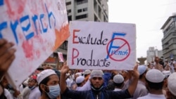 Protest muslimana u Bangladešu zbog podrške predsednika Francuske sekularnim zakonima koji dozvoljavaju karikature proroka Muhameda, 2. novembra 2020.