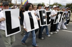 Una protesta en la capital venezolana contra el cierre de la emisora Radio Caracas el 10 de junio de 2007.