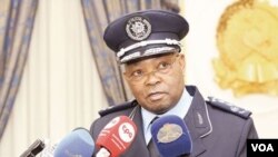 Comissario geral Alfredo Eduardo Manuel "Mingas" comandante da policia nacional Angola