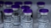 فایزر نخستین واکسنی بود که از نهاد سازمان غذا و داروی آمریکا مجوز اضطراری دریافت کرد. 