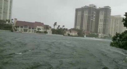 Video mưa bão tràn vào Miami, Florida