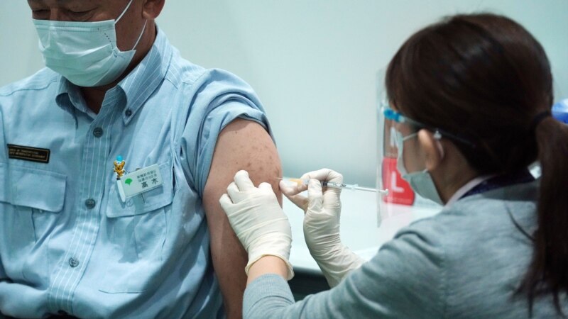 Japan Suspends Use of Some Moderna Vaccine Supply