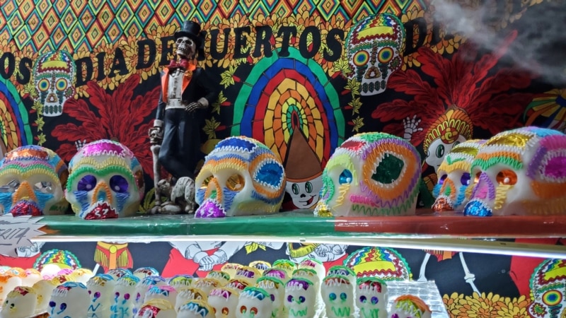 La comercialización del Día de los Muertos: ¿Algo nuevo o vigente a lo largo del tiempo?