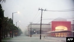 Intensas lluvias provocadas por el huracán Helene caen sobre Cancún, en México, el 24 de septiembre de 2024.