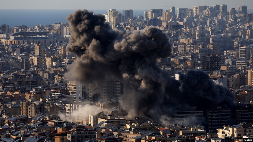 以军空袭贝鲁特之际,特朗普和以色列要求清除真主党