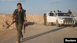 Endameke Yekîneyên Berxwedana Şengalê (YBŞ) li gundê Umeldhiban li Şengalê