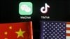 Imagen ilustrativa de las aplicaciones Wechat y TikTok junto con las banderas de China y EE.UU.