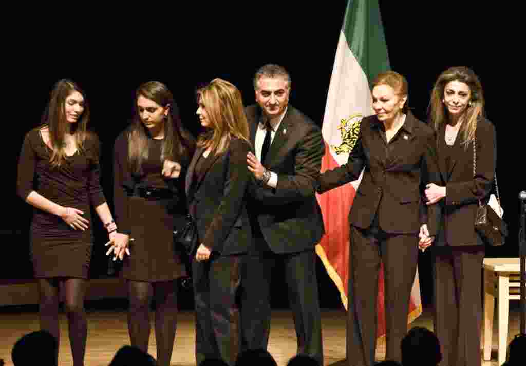 مراسم یادبود شاهزاده علیرضا پهلوی در واشنگتن برگزار شد