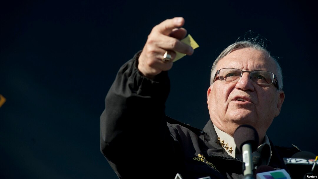 El jefe de la policía del condado de Maricopa, Joe Arpaio, sostiene que la acción ejecutiva del presidente Obama, viola la ley, y solo provocará el ingreso de más indocumentados a Estados Unidos.