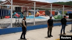 Fotografía de un parque infantil dentro de la cárcel venezolana de Tocorón, estado Aragua, intervenida por el gobierno, tomada el 23 de septiembre de 2023. En Perú, buscan al presunto líder de esa instalación, alias "El Niño Guerrero".