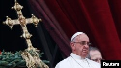 La semana pasada, medios italianos reportaron que la gendarmería del Vaticano estaba investigando el falseó de la computadora de un prelado de alto nivel que tiene que ver con asuntos financieros.