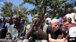 Les réfugiés musulmans lors d’une rencontre avec le secrétaire général des Nations unies, Antonio Guterres (non visible), à Bangassou, Centrafrique, 25 octobre 2017.