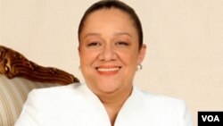 Premyè Dam Ayiti an, Sophia Saint-Rémy Martelly