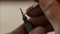 台湾“大胆雕人”李健竹的雕刻时光