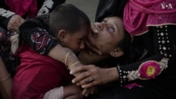 Photographer Documents Rohingya Arrivals in Bangladesh