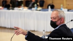 بنی گانتز، وزیر دفاع اسرائیل، در جلسه هفتگی کابینه (آرشیو)