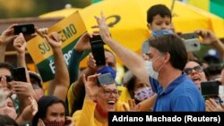 Manifestação de apoio a Bolsonaro em Brasília (17 Maio 2020)