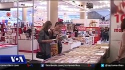 Tiranë: Ndryshimet gjuhësore dhe pastërtia e shqipes, flasin ekspertët