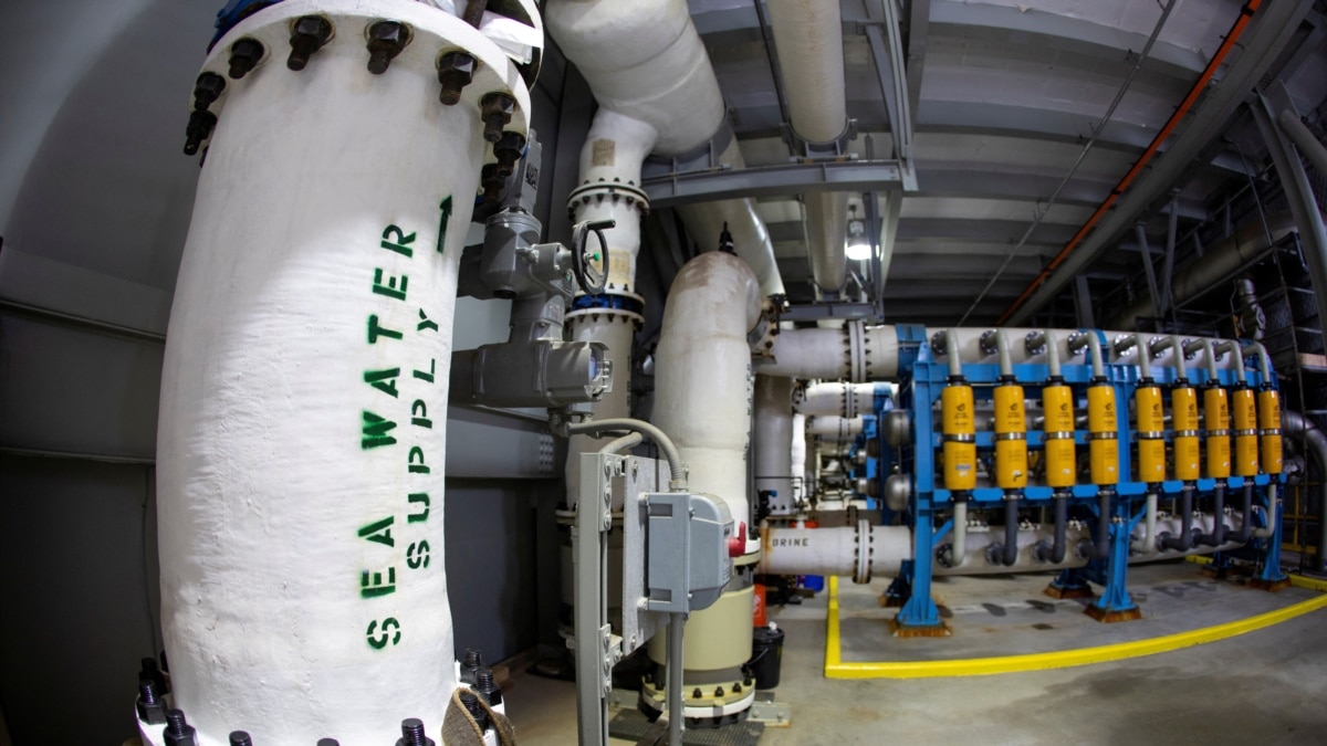 Egypt Building Desalinization Plants