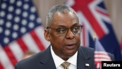 Menteri Pertahanan AS Lloyd Austin berbicara dalam konferensi pers di Pentagon, Washington, pada 7 Desember 2022. (Foto: Reuters/Kevin Lamarque)