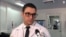 El ministro de Salud de Costa Rica, Daniel Salas, habló el lunes 2 de marzo sobre las precauciones de ese país para enfrentar la COVID-19. Foto: Armando Gómez/VOA.