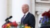 Biden presionará a China para que reanude sus lazos militares con EEUU, dice funcionario