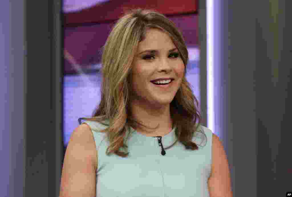 老布什夫妇的孙女和小布什夫妇的女儿Jenna Bush Hager于2016年5月11日在纽约出席电视节目《福克斯和朋友们》。