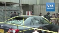 La police examine une voiture utilisée par des attaquants de la Bourse du Pakistan