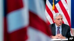 El fiscal general, Merrick Garland, habla durante una reunión virtual en el campus de la Casa Blanca en Washington, el 3 de enero de 2022.