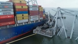 Comienza la remoción de escombros del Puente colapsado Francis Scott Key en el Puerto de Baltimore.