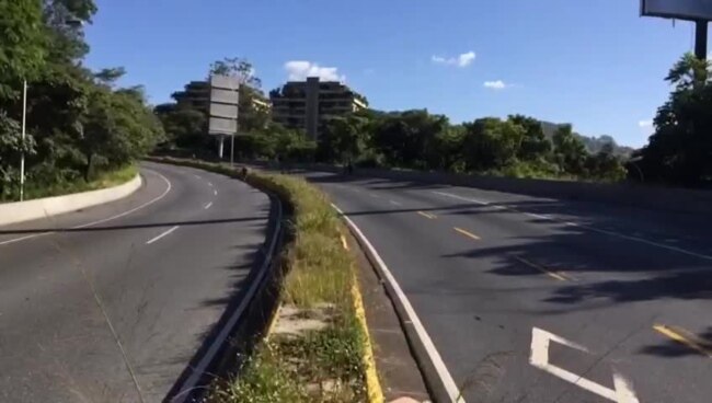 Estudiantes venezolanos lideran 'trancazo' este 4 de julio