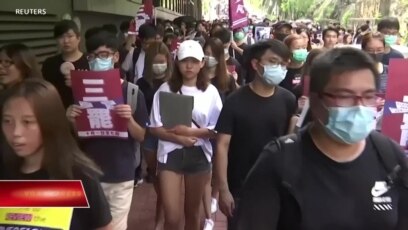 Biểu tình Hong Kong: 77 người bị bắt vì bất tuân lệnh cấm đeo khẩu trang