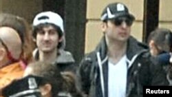 FBI yang pernah menginterogasi Tamerlan Tsarnaev (kanan) pada tahun 2011 dinilai mengabaikan peringatan penting dari pihak intelijen Rusia (foto: dok). 