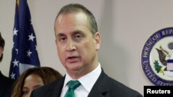 El representante por la Florida, Mario Díaz-Balart, pronunció la respuesta republicana en español.