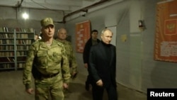 Putin u Lugansku (Foto: Kremlin.ru/via REUTERS)