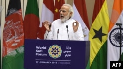 Indian Prime Minister Narendra Modi speaks at the World Sufi Forum in New Delhi, March 17, 2016. 