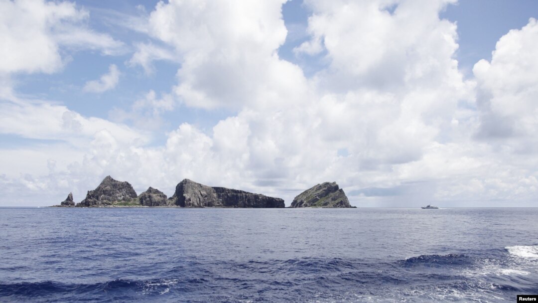 A group of disputed islands known as Senkaku in Japan and Diaoyu in China is seen from the city government of Tokyo's survey vessel in the East China Sea, September 2, 2012.